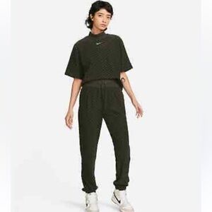 Nike Modern Everyday Sportswear set.  Top XS, pants S.